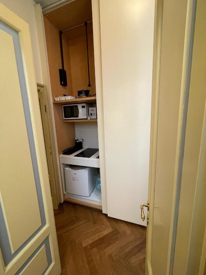 Relais Dei Mandorli Centro Bed & Breakfast